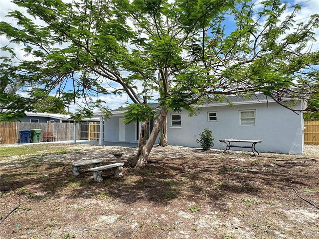 6405 S MANHATTAN AVENUE, Tampa, FL 33616