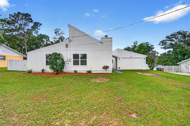 536 NE 43RD COURT, Ocala, FL 34470