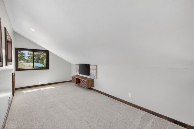536 NE 43RD COURT, Ocala, FL 34470