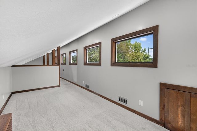 536 NE 43RD COURT, Ocala, FL 34470