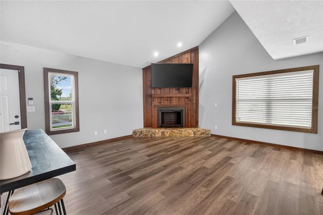536 NE 43RD COURT, Ocala, FL 34470