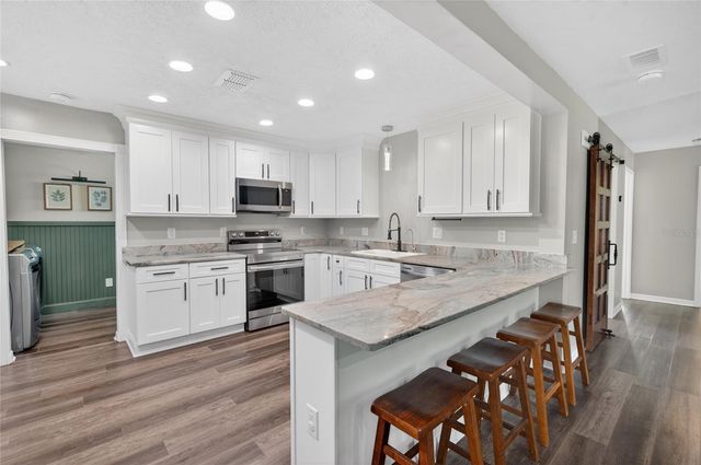 536 NE 43RD COURT, Ocala, FL 34470