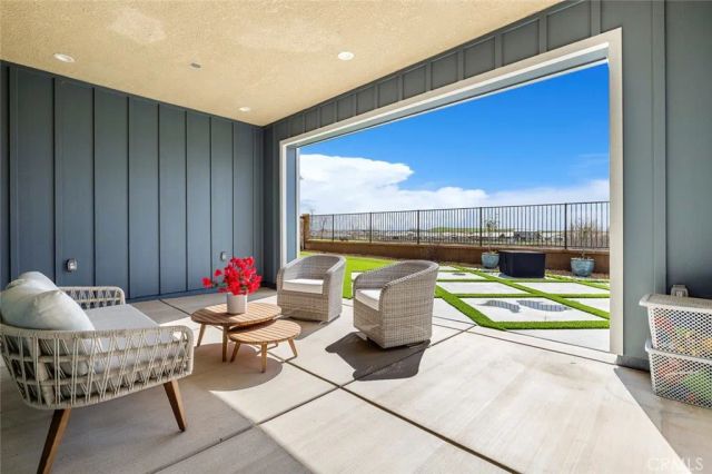 944 Horizon Drive, Madera, CA 93636