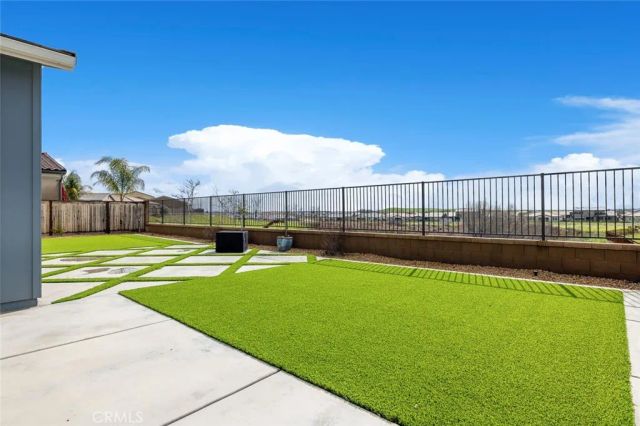 944 Horizon Drive, Madera, CA 93636