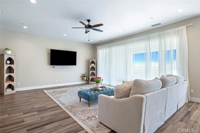 944 Horizon Drive, Madera, CA 93636