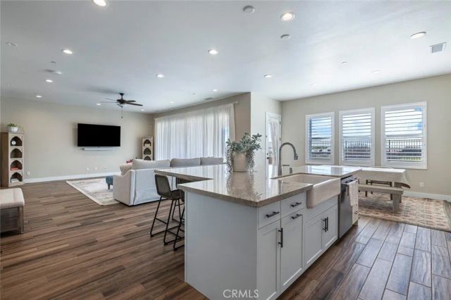944 Horizon Drive, Madera, CA 93636