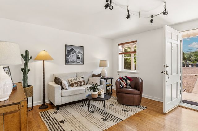 208 Delgado Street 3, Santa Fe, NM 87501