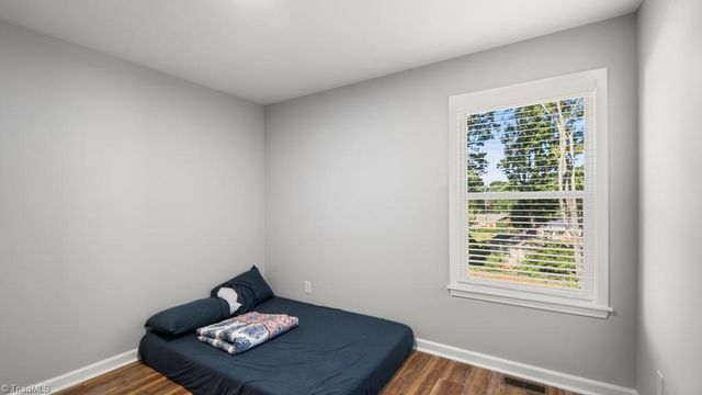 2410 Cedar Lane, Kernersville, NC 27284