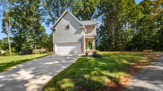 2410 Cedar Lane, Kernersville, NC 27284