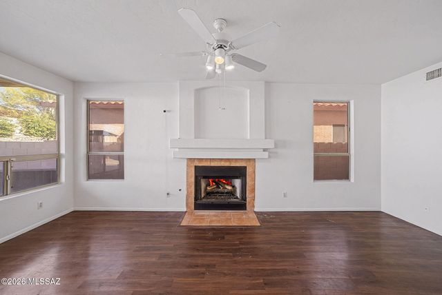 9657 E Briana Lane, Tucson, AZ 85748