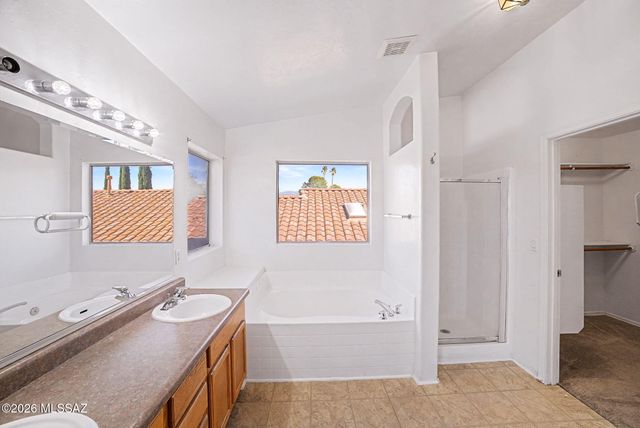 9657 E Briana Lane, Tucson, AZ 85748