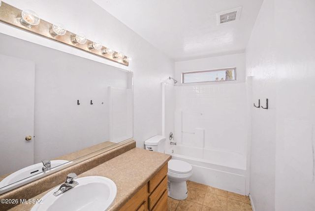 9657 E Briana Lane, Tucson, AZ 85748