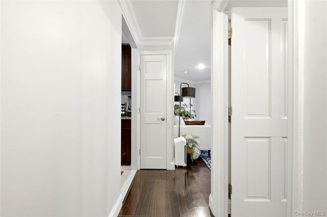 141-16 84th Drive 5A, Briarwood, NY 11435