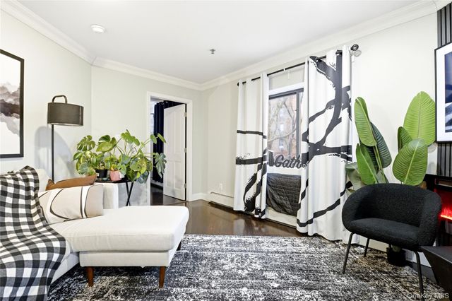 141-16 84th Drive 5A, Briarwood, NY 11435