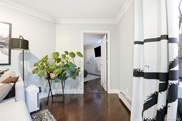 141-16 84th Drive 5A, Briarwood, NY 11435