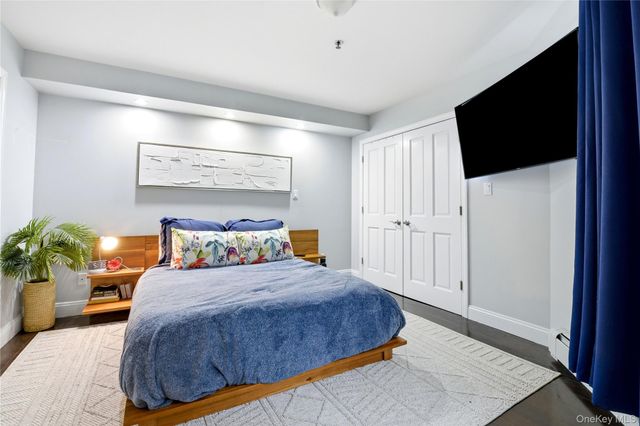 141-16 84th Drive 5A, Briarwood, NY 11435