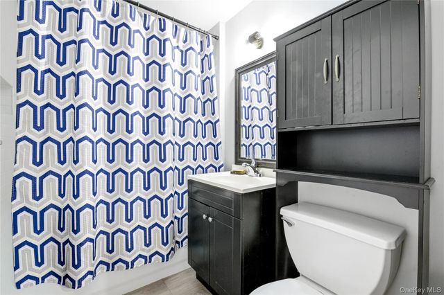 141-16 84th Drive 5A, Briarwood, NY 11435