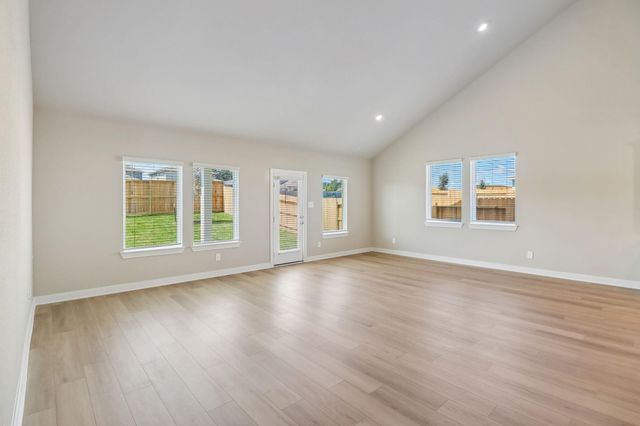 17755 Mill Manor Drive, Montgomery, TX 77316