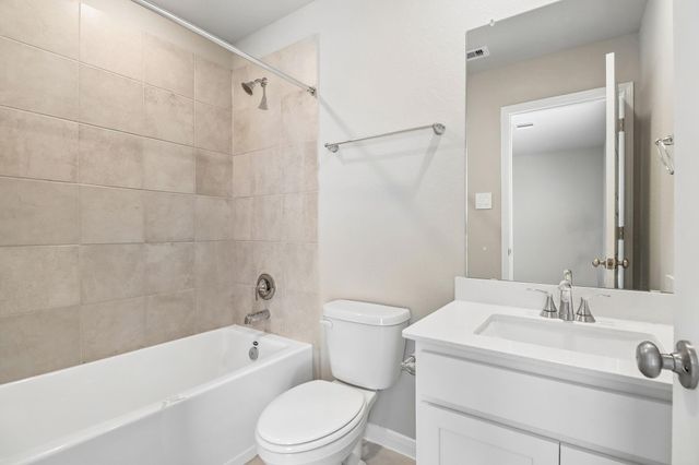 17755 Mill Manor Drive, Montgomery, TX 77316