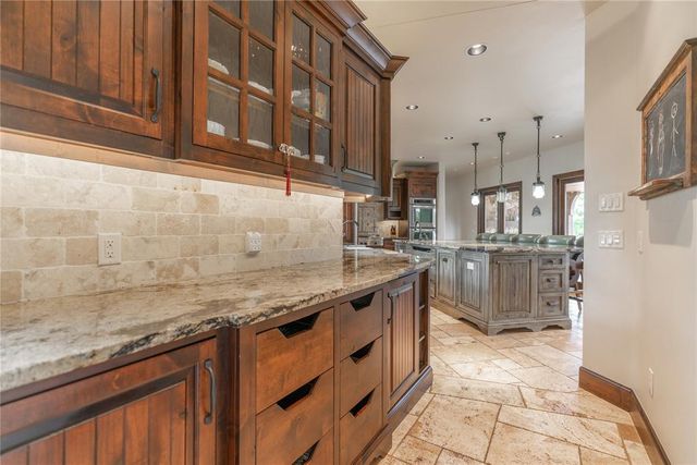 3150 W Waterloo Road, Edmond, OK 73025