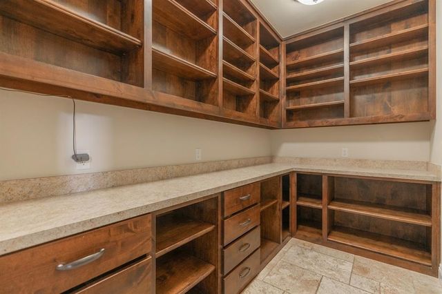 3150 W Waterloo Road, Edmond, OK 73025