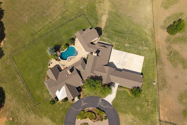 3150 W Waterloo Road, Edmond, OK 73025