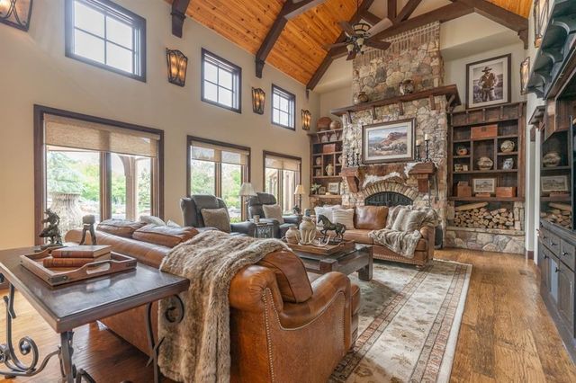 3150 W Waterloo Road, Edmond, OK 73025