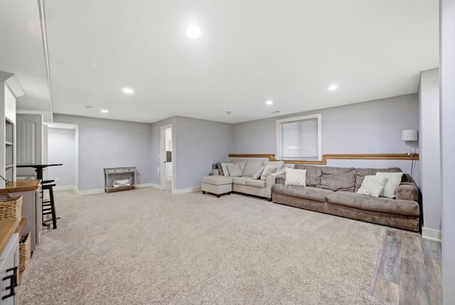 1437 Marina Cove Drive, Polk City, IA 50226