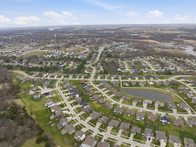 1437 Marina Cove Drive, Polk City, IA 50226