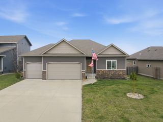 1437 Marina Cove Drive, Polk City, IA 50226