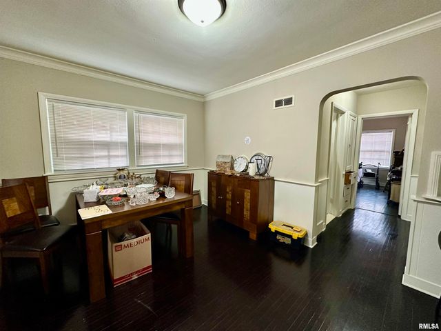 401 W FORREST HILL Avenue, Peoria, IL 61604