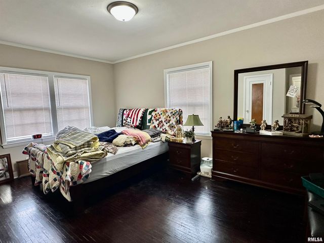 401 W FORREST HILL Avenue, Peoria, IL 61604