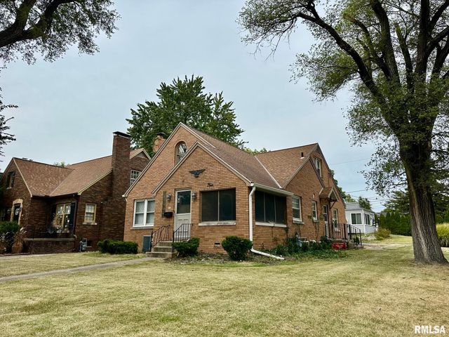 401 W FORREST HILL Avenue, Peoria, IL 61604