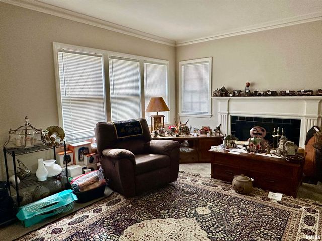 401 W FORREST HILL Avenue, Peoria, IL 61604