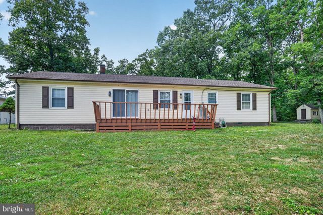 313 KNIGHT DR, White Post, VA 22663