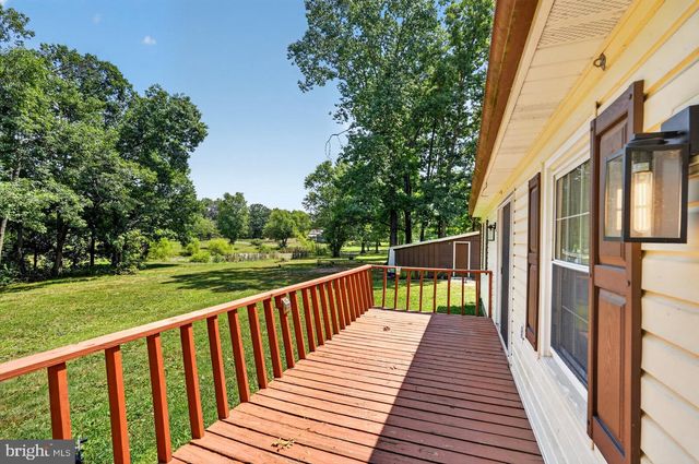 313 KNIGHT DR, White Post, VA 22663