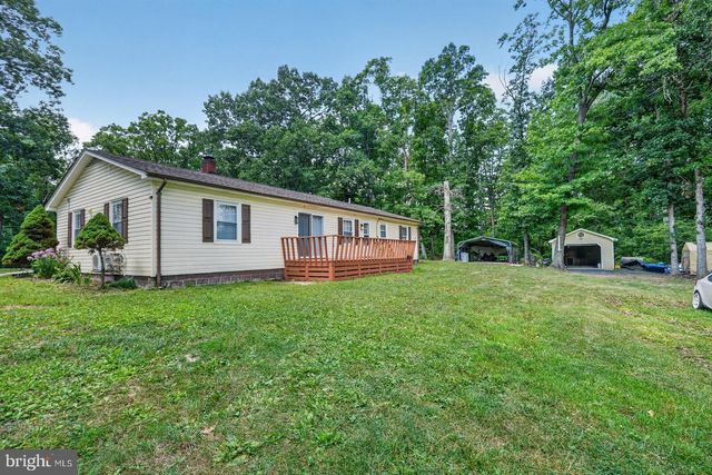 313 KNIGHT DR, White Post, VA 22663