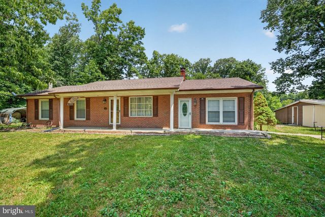 313 KNIGHT DR, White Post, VA 22663