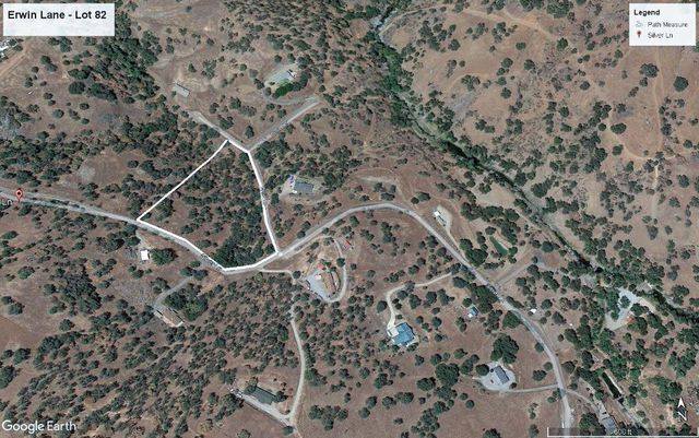 82 Erwin Lane, Yokuts Valley, CA 93675