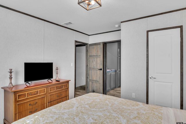 4976 S FM 315, Chandler, TX 75758