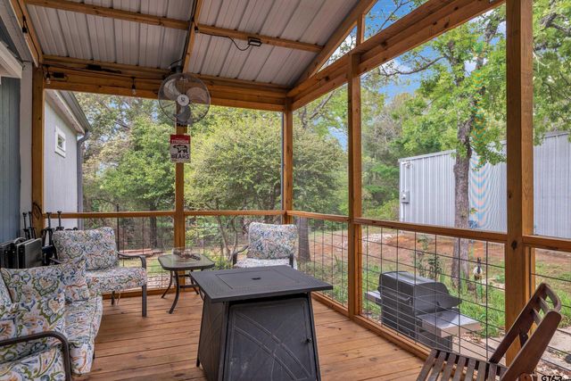 4976 S FM 315, Chandler, TX 75758