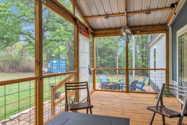 4976 S FM 315, Chandler, TX 75758