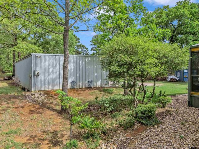 4976 S FM 315, Chandler, TX 75758