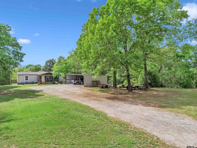 4976 S FM 315, Chandler, TX 75758