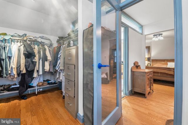 1213 ROUNDHILL RD, Baltimore, MD 21218