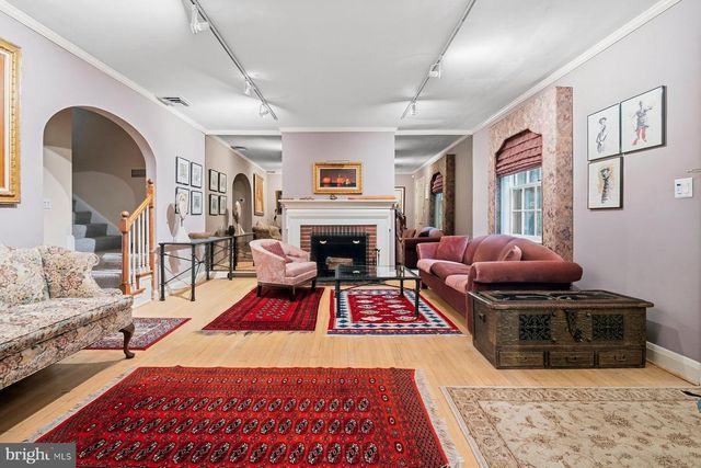 1213 ROUNDHILL RD, Baltimore, MD 21218
