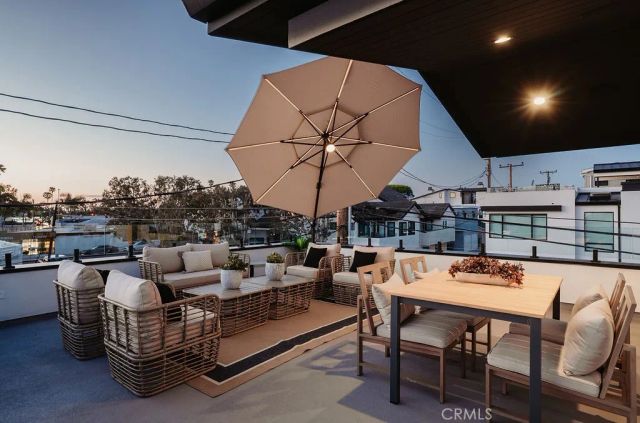 521 Iris Avenue, Corona Del Mar, CA 92625