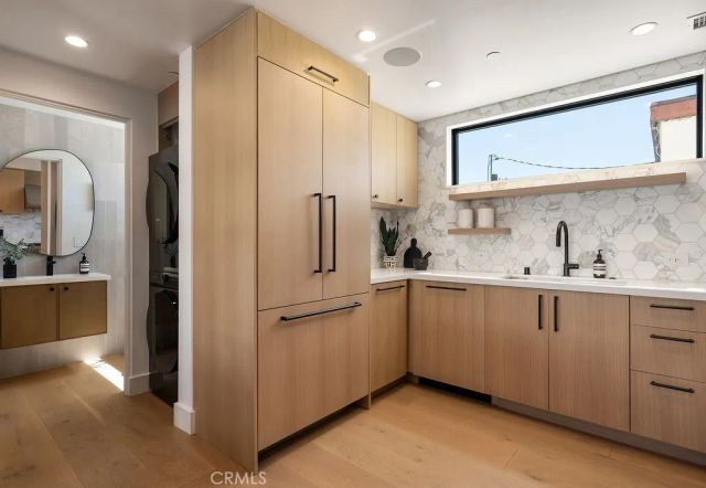 521 Iris Avenue, Corona Del Mar, CA 92625
