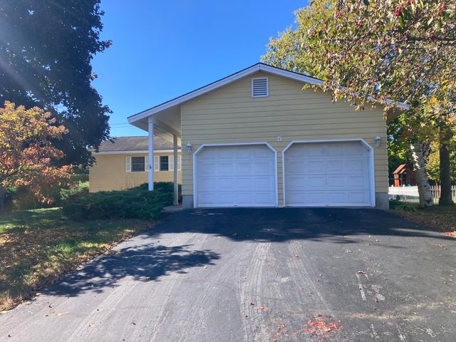 5 Erin Avenue, Plattsburgh, NY 12901