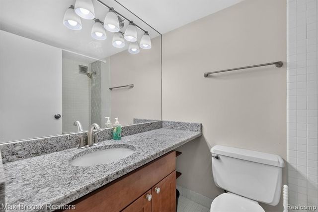 600 W Brown Street 309, Birmingham, MI 48009